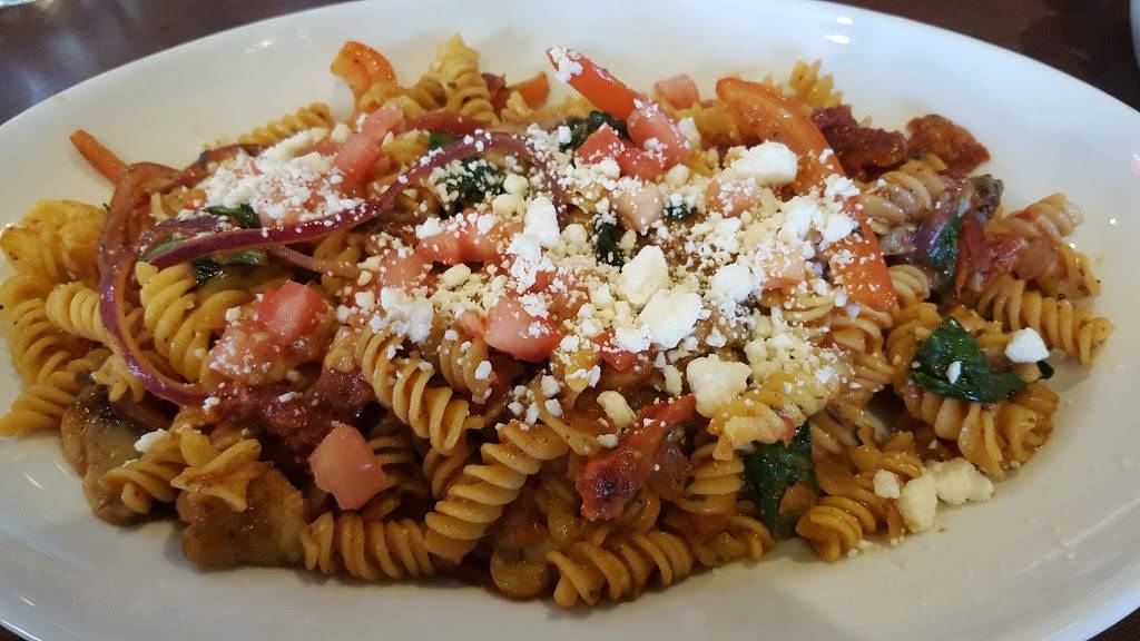 Boston Pizza | restaurant | 1108B Pembroke St E, Pembroke, ON K8A 8P7, Canada | 6137358778 OR +1 613-735-8778