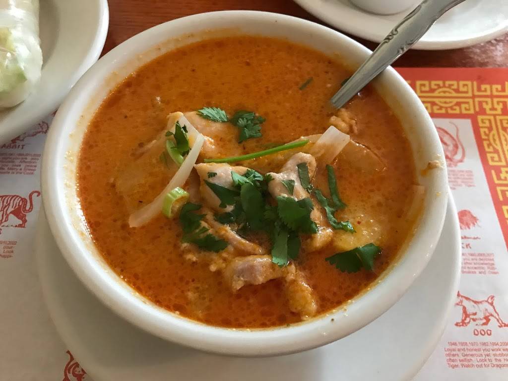 Vientiane Palace Restaurant | restaurant | 151 W Gorham St, Madison, WI 53703, USA | 6082552848 OR +1 608-255-2848