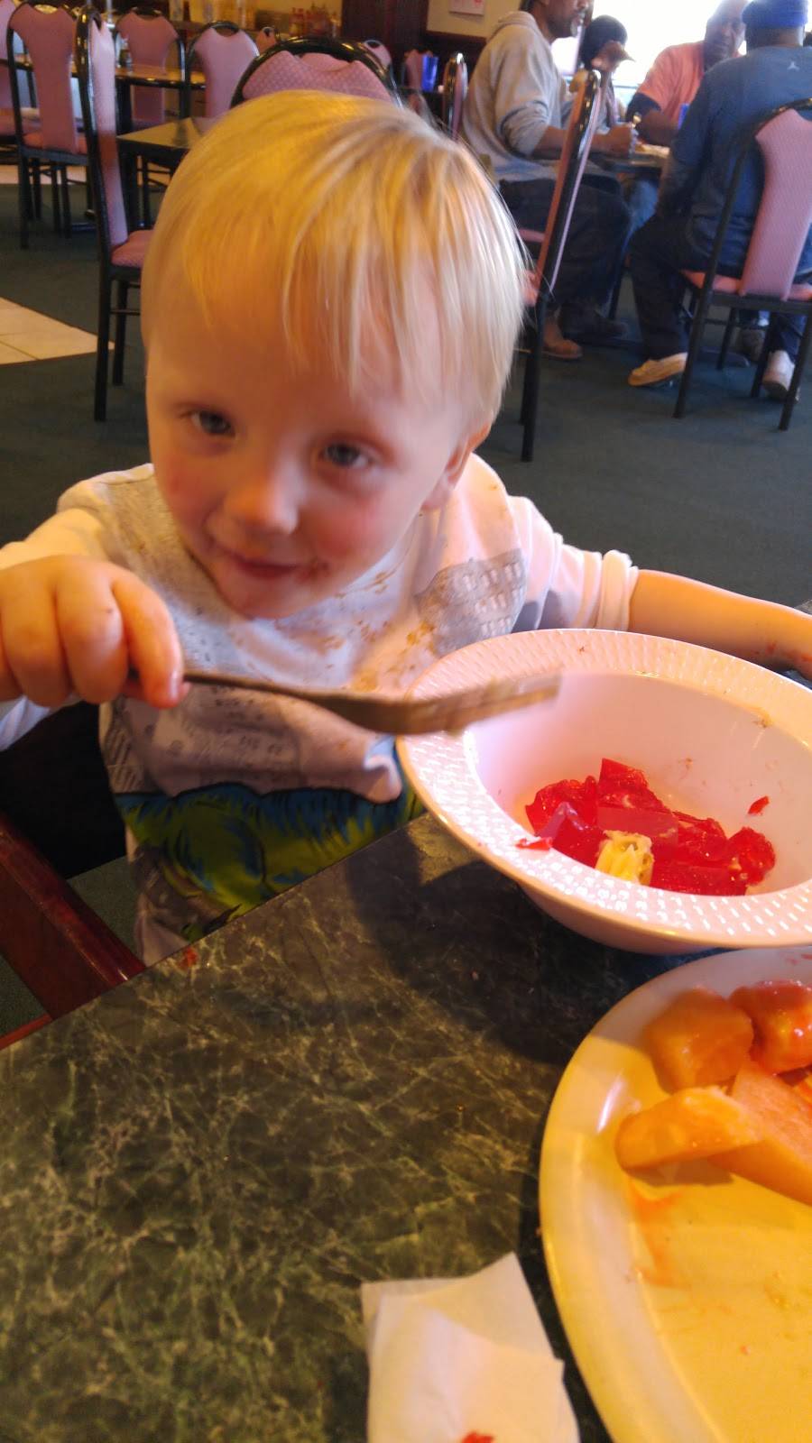 Golden Palace Chinese buffet Restaurant | restaurant | 625 MS-35, Carthage, MS 39051, USA | 6012675555 OR +1 601-267-5555