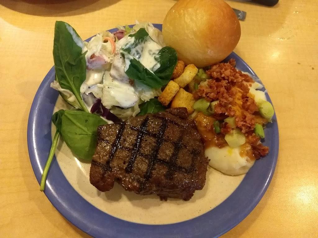 HomeTown Buffet | restaurant | 3744 N Blackstone Ave, Fresno, CA 93726, USA | 5592210444 OR +1 559-221-0444