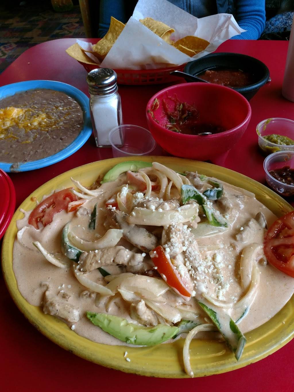 El Mariachis Mexican Restaurant | restaurant | 2914 Churn Creek Rd, Redding, CA 96002, USA | 5302241847 OR +1 530-224-1847