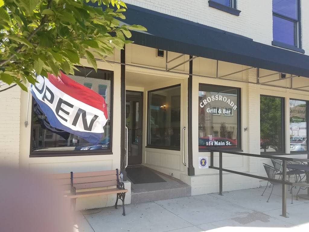 Crossroads Grill and Bar | restaurant | 154 S Main St, Leslie, MI 49251, USA | 5175895895 OR +1 517-589-5895