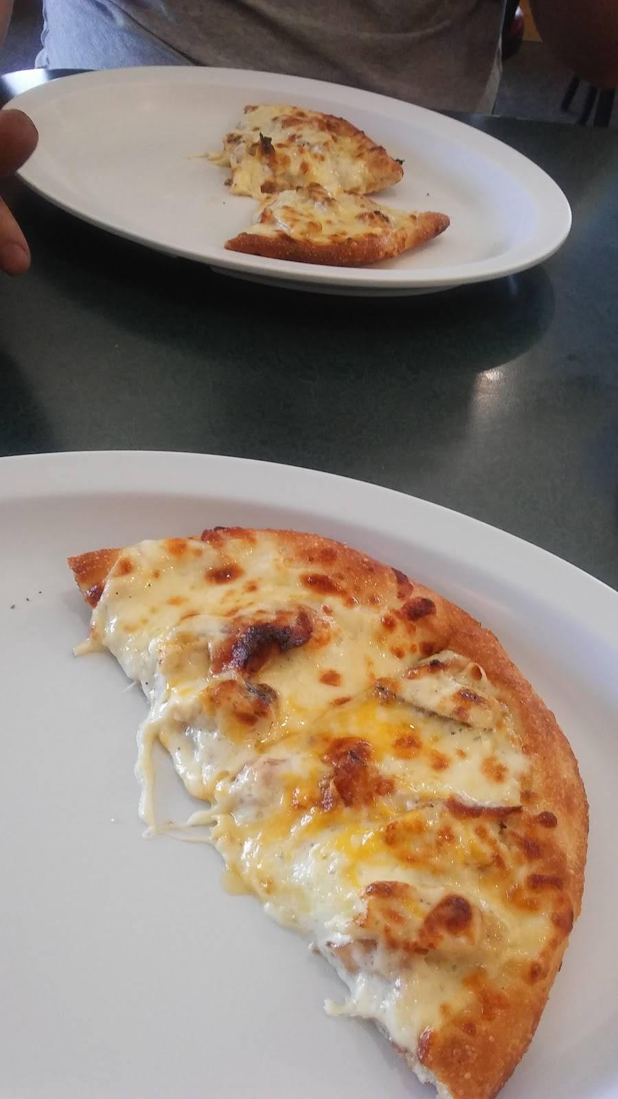 Bellacinos Pizza & Grinders | restaurant | 1871 Holton Road # B # B, Muskegon, MI 49445, USA | 2317443111 OR +1 231-744-3111