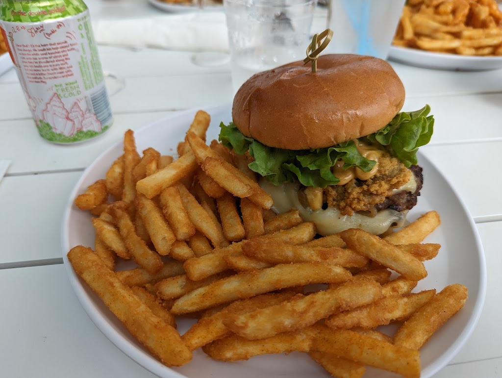 Shelbys Beach Bar & Grill | restaurant | 37 Town Center Loop, Santa Rosa Beach, FL 32459, USA | 8506602069 OR +1 850-660-2069