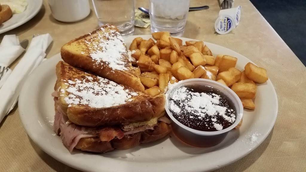 The Echo Restaurant | restaurant | 3510 Edwards Rd, Cincinnati, OH 45208, USA | 5133212816 OR +1 513-321-2816