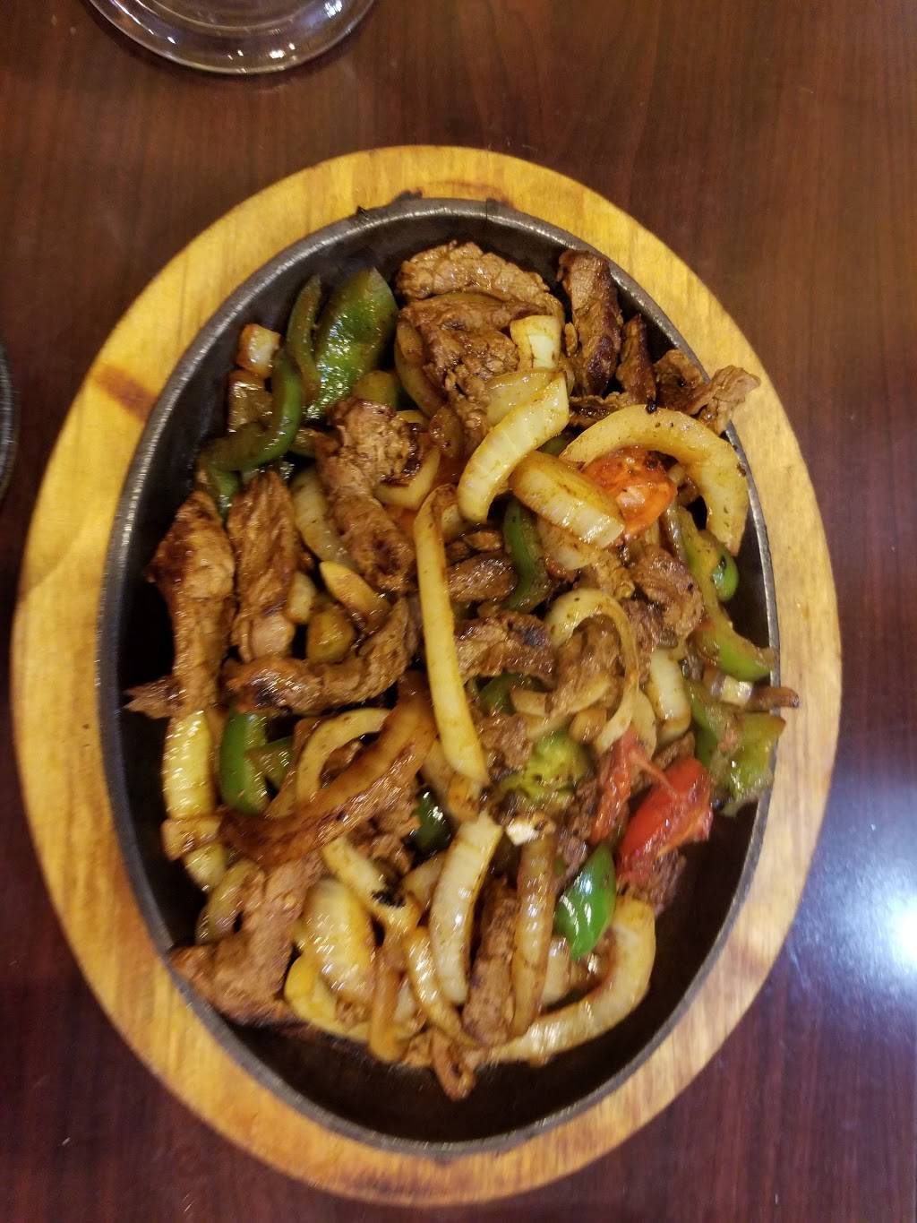 El Nopal | restaurant | 3945 Taylorsville Rd, Louisville, KY 40220, USA | 5024599061 OR +1 502-459-9061