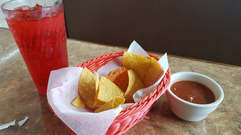 Taqueria El Charro De Jalisco | restaurant | 150 Valley Hi Dr, San Antonio, TX 78227, USA | 2106450085 OR +1 210-645-0085