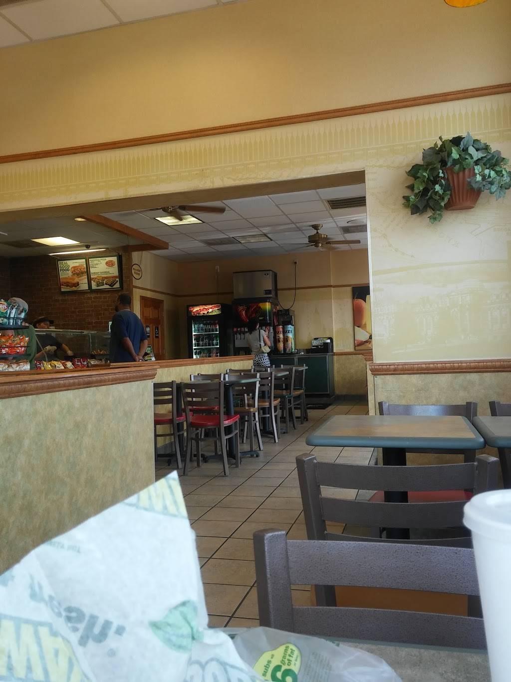 Subway | restaurant | 1400 N Piedmont Ave, Rockmart, GA 30153, USA | 7706841129 OR +1 770-684-1129