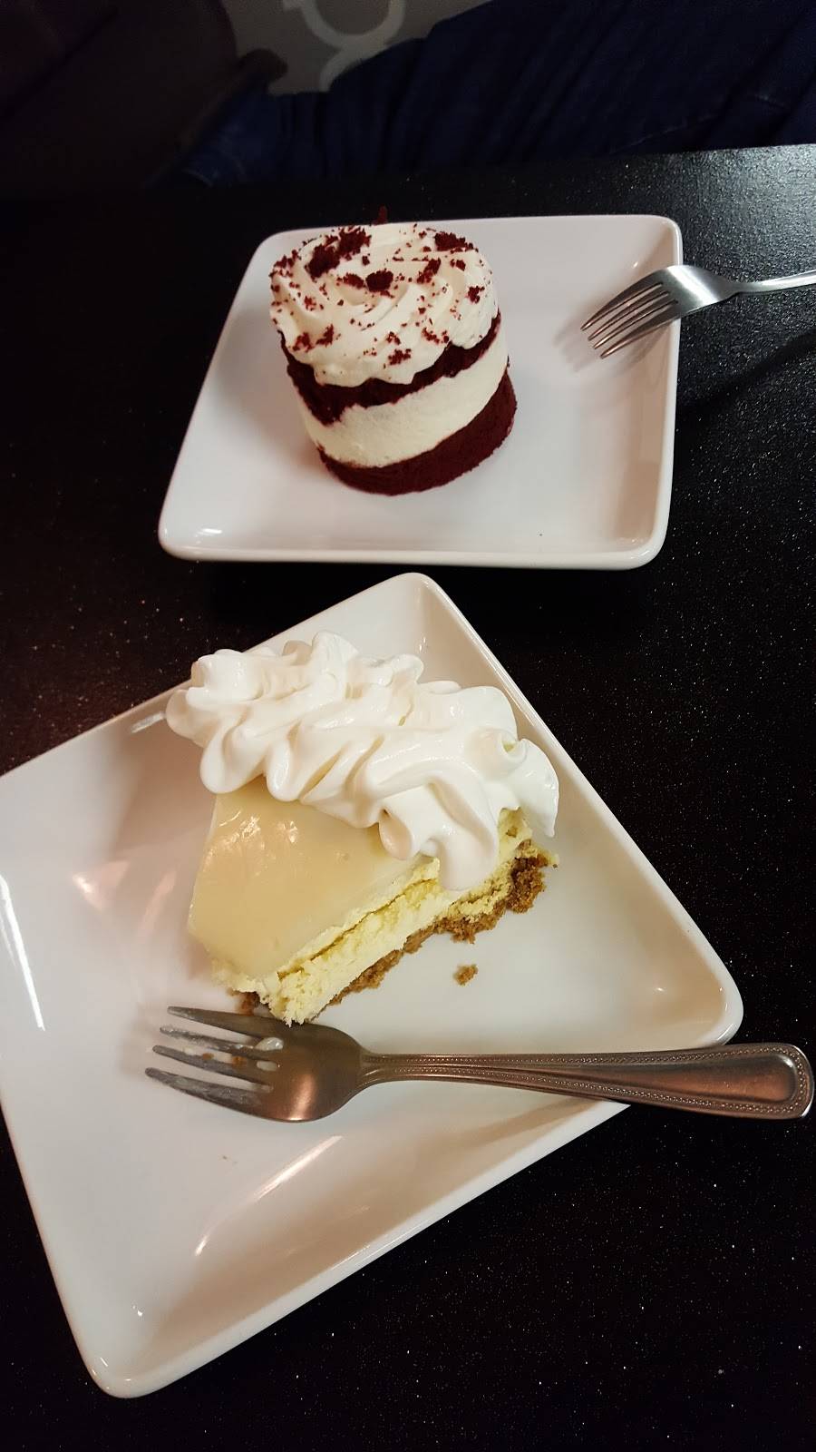 Izzy Bellas Foodz Inc. | restaurant | 666 Saratoga Rd, Gansevoort, NY 12831, USA | 5184302626 OR +1 518-430-2626