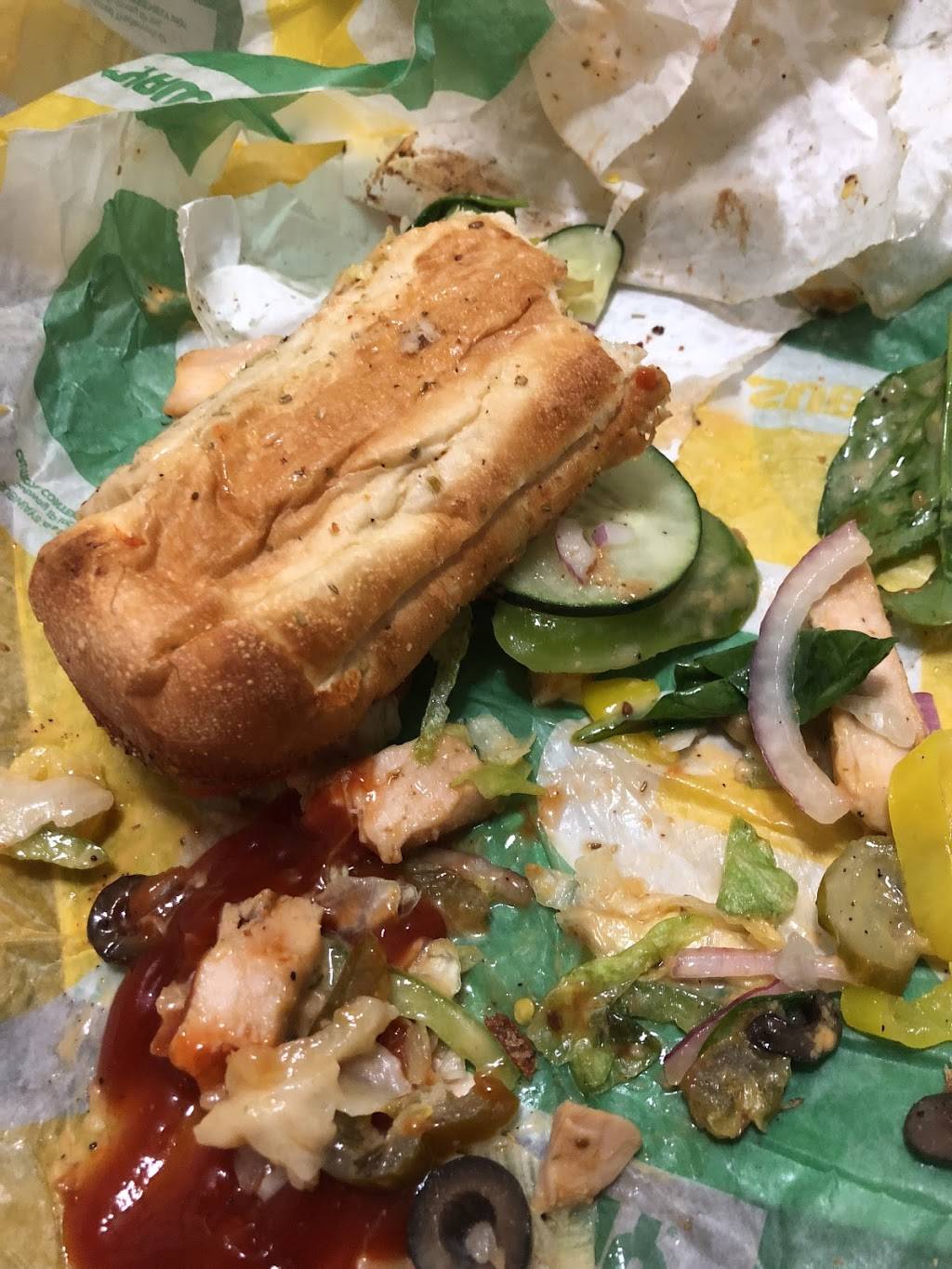 Subway Restaurants | restaurant | 1105-C Veterans Blvd, Redwood City, CA 94063, USA | 6502169300 OR +1 650-216-9300