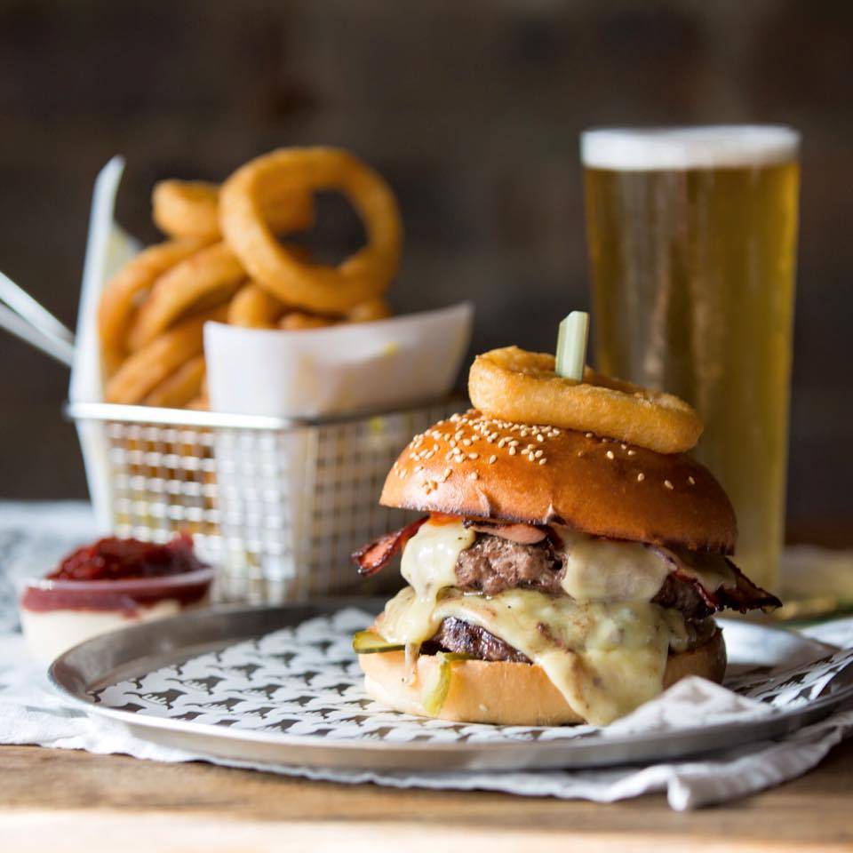 Brasserie Le Manoir Lachine | restaurant | 625 32e Avenue, Lachine, QC H8T 3G6, Canada | 5146371212 OR +1 514-637-1212