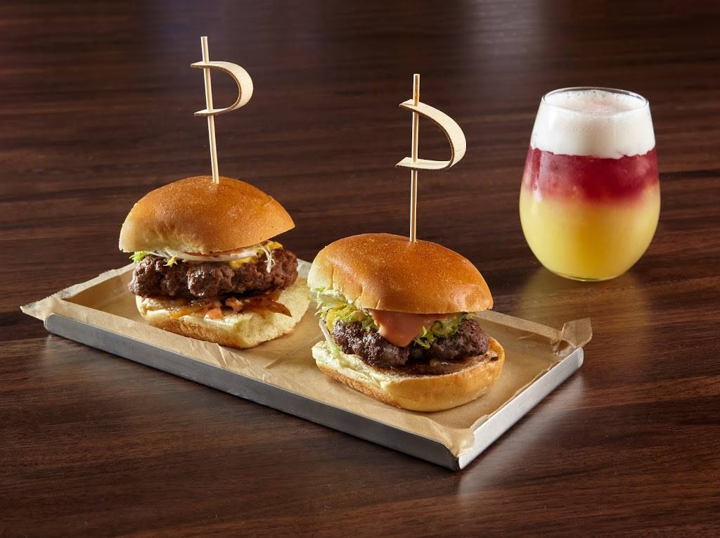 Draft Day | restaurant | 3184 IA-22, Riverside, IA 52327, USA | 3196481234 OR +1 319-648-1234