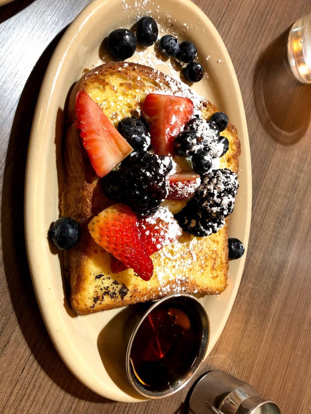 Snooze an A.M. Eatery | restaurant | 3211 Oak Lawn Ave Suite A, Dallas, TX 75219, USA | 4694807250 OR +1 469-480-7250