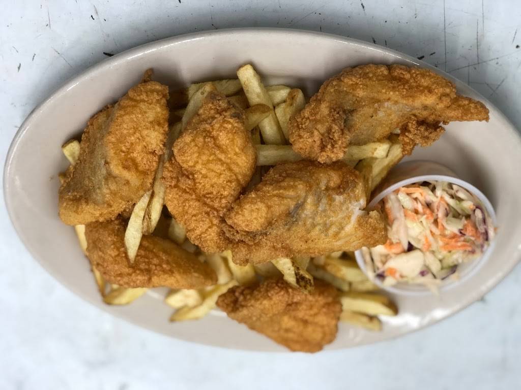 Gridiron Restaurant Sports Pub | restaurant | 1567 Lisbon St, Lewiston, ME 04240, USA | 2077776353 OR +1 207-777-6353