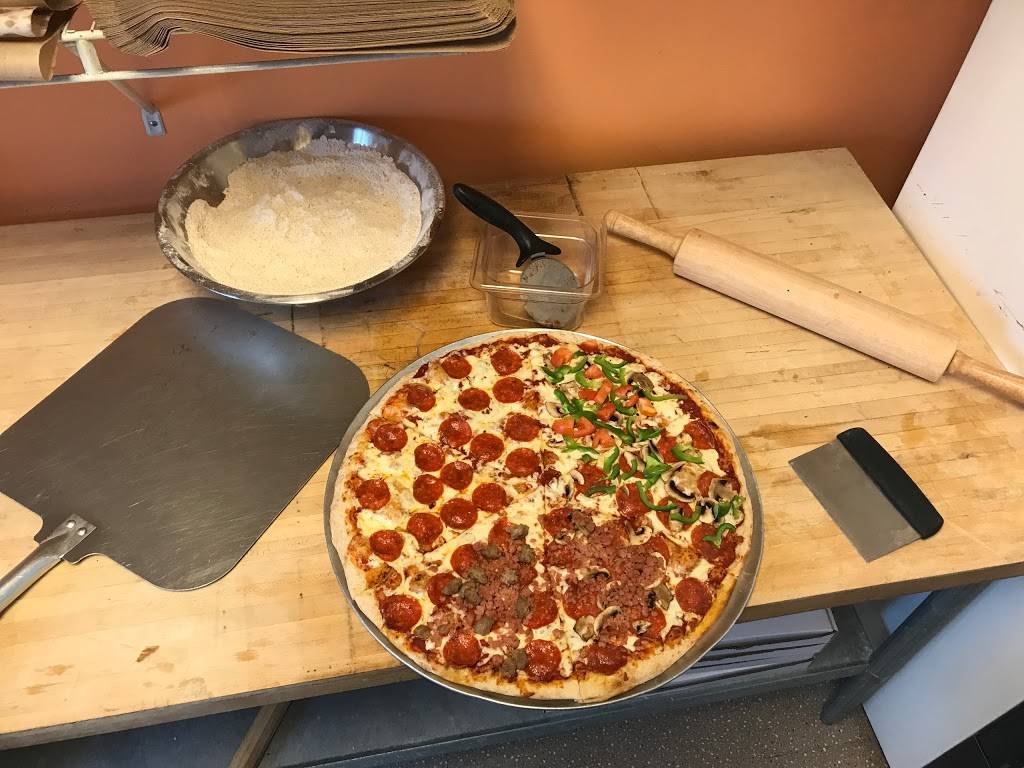 Napoli Pizzeria & Café | restaurant | 855 Ridge Rd W, Oro Station, ON L0L 2E0, Canada | 7053530800 OR +1 705-353-0800