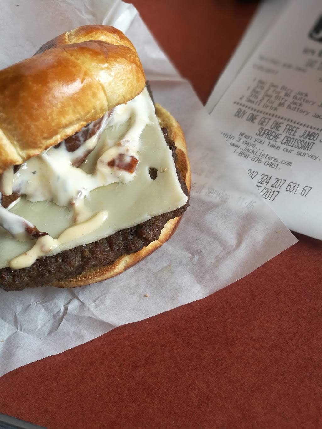 Jack in the Box | restaurant | 7510 W Lake Mead Blvd, Las Vegas, NV 89128, USA | 7028383900 OR +1 702-838-3900