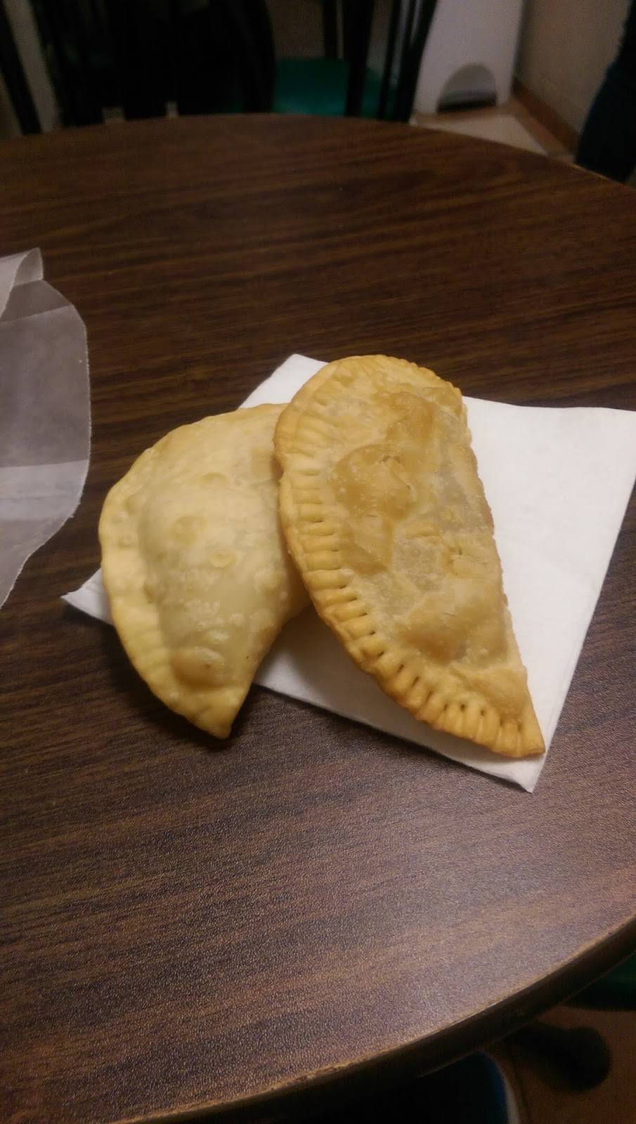 Empanadas Rosario | restaurant | 4651 N 5th St, Philadelphia, PA 19140, USA | 2673316319 OR +1 267-331-6319