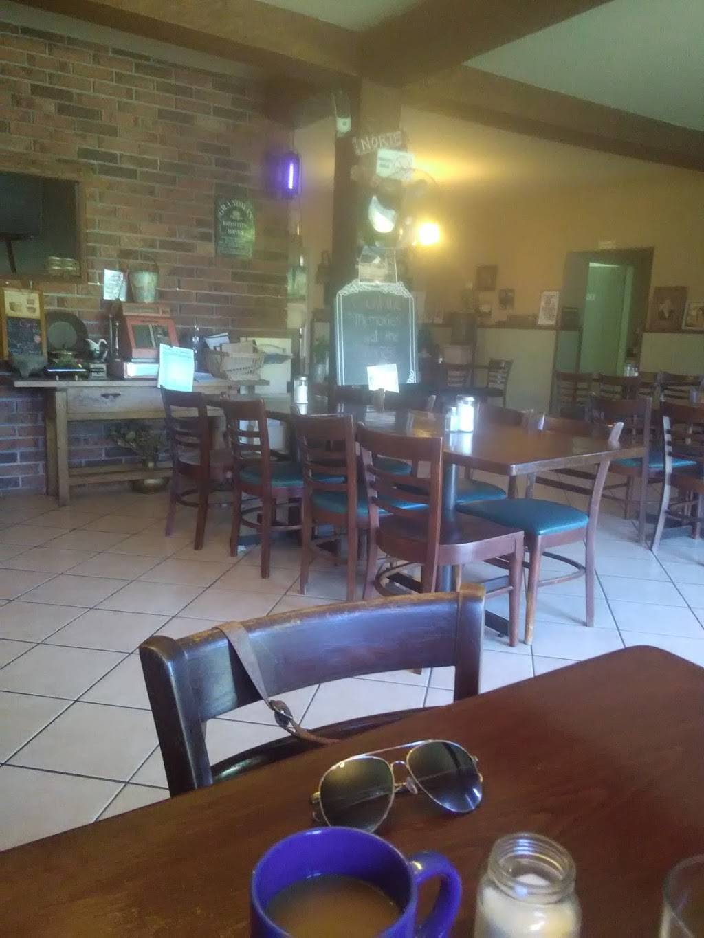 Restaurant Magdalenos | restaurant | Carr. libre a Ensenada a, Av. Primo Tapia Km. 47, Ejido, 22714 Primo Tapia, B.C., Mexico | 016616141911 OR +52 661 614 1911