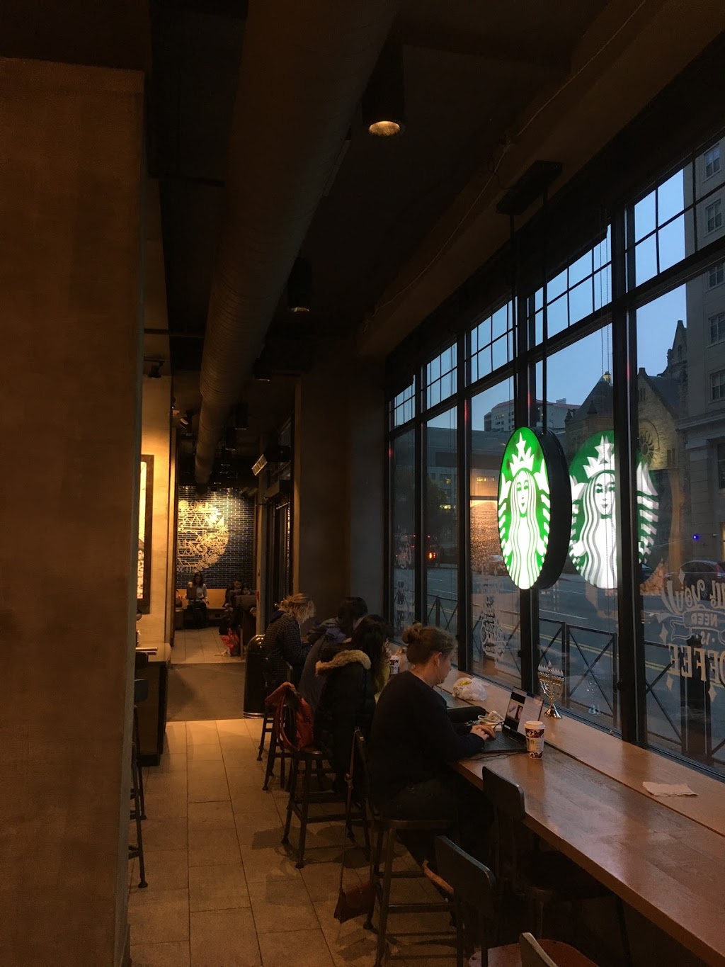 Starbucks | cafe | 4022 Fifth Ave, Pittsburgh, PA 15213, USA | 4124028182 OR +1 412-402-8182