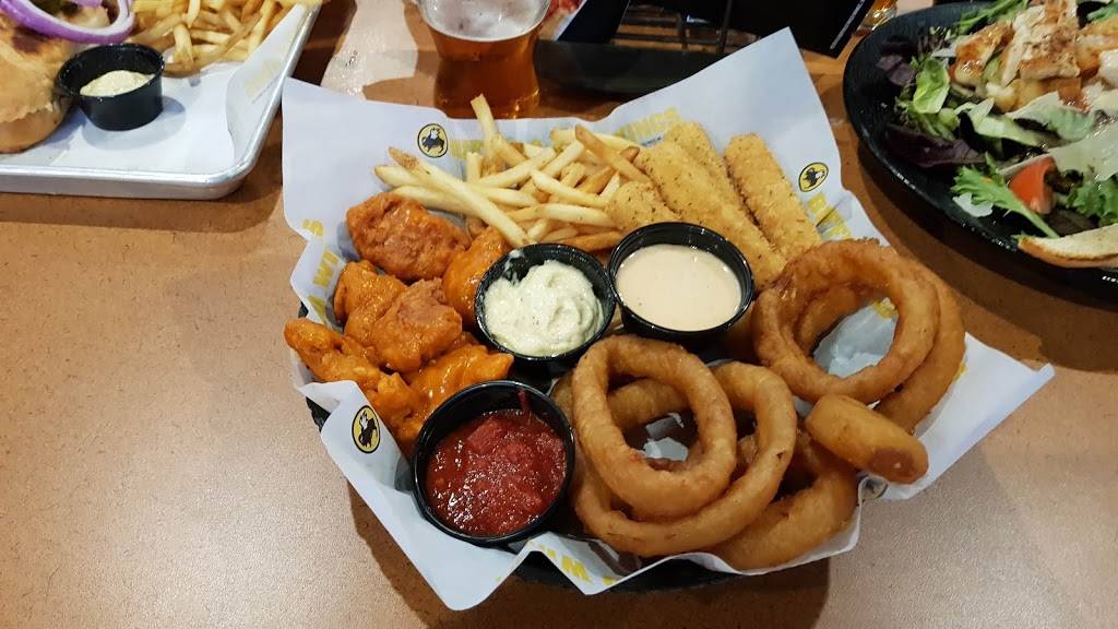 Buffalo Wild Wings | restaurant | 4751 Pacific Ave, Stockton, CA 95207, USA | 2094784351 OR +1 209-478-4351