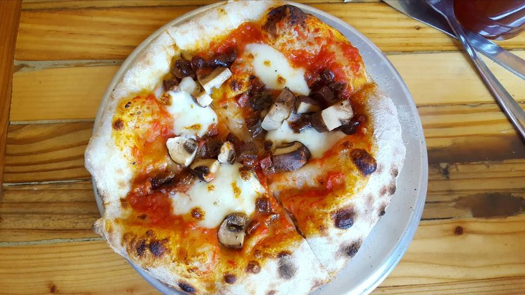 Il Forno | restaurant | 122 Nogalitos St, San Antonio, TX 78204, USA | 2106162198 OR +1 210-616-2198