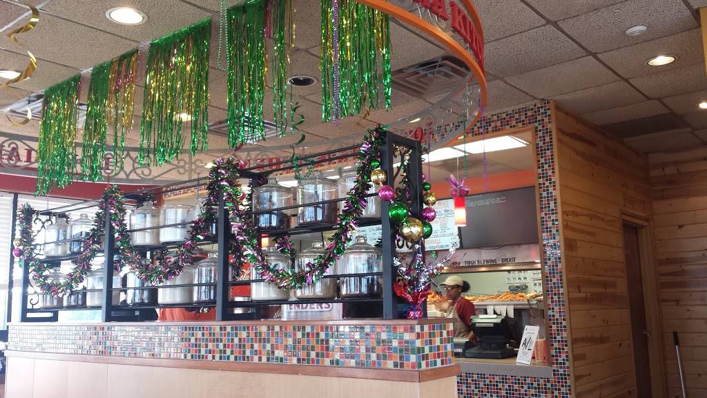 Popeyes Louisiana Kitchen | restaurant | 10131 Wurzbach Rd, San Antonio, TX 78230, USA | 2106906354 OR +1 210-690-6354