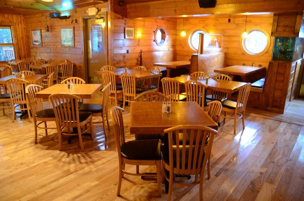 Wheel House | restaurant | E1209 County Q, Waupaca, WI 54981, USA | 7152588289 OR +1 715-258-8289