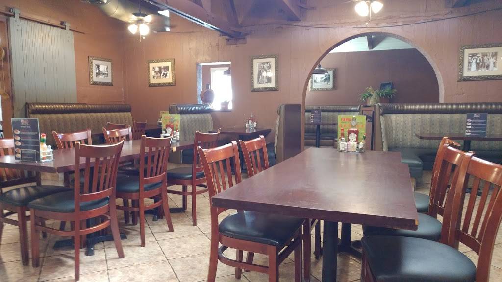 Cucas Mexican Food | restaurant | 119 Riverside Ave, Rialto, CA 92376, USA | 9095620207 OR +1 909-562-0207