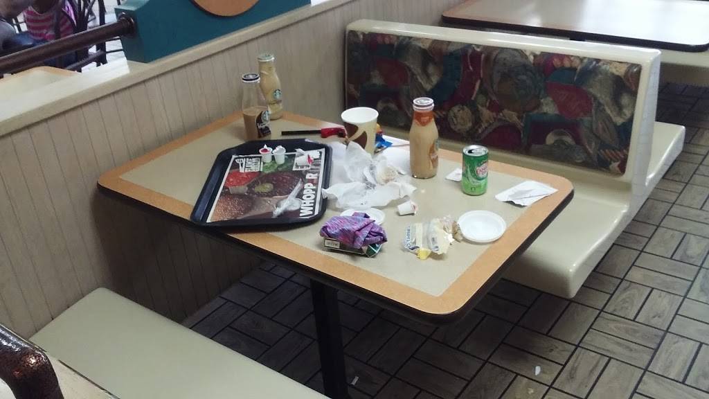 Burger King | restaurant | 2901 S Grand Ave E, Springfield, IL 62703, USA | 2172411099 OR +1 217-241-1099