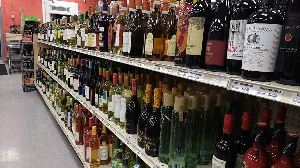 Middletown Fine Wine & Spirits | restaurant | 721 S Breiel Blvd, Middletown, OH 45044, USA | 5134233631 OR +1 513-423-3631