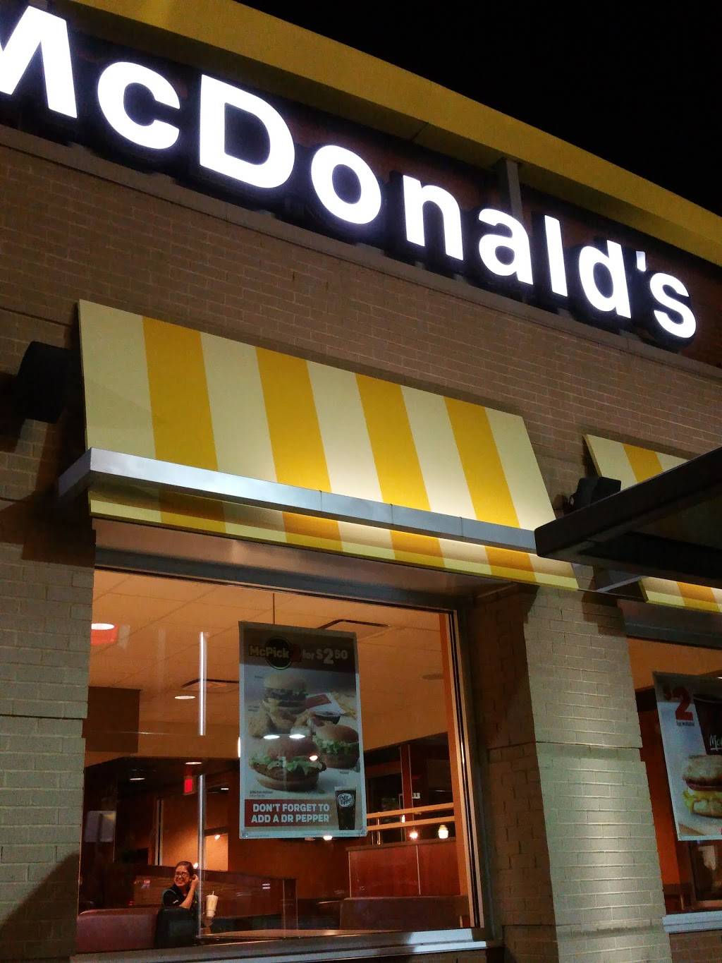 McDonalds | cafe | 1212 Jefferson Davis Hwy, Fredericksburg, VA 22401, USA | 5403714525 OR +1 540-371-4525