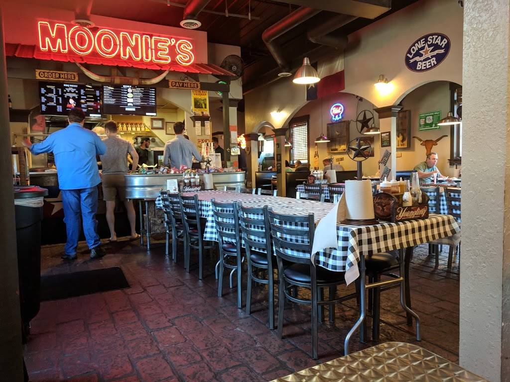 Moonies Texas BBQ | restaurant | 5545 Atlanta Hwy, Flowery Branch, GA 30542, USA | 6788288366 OR +1 678-828-8366