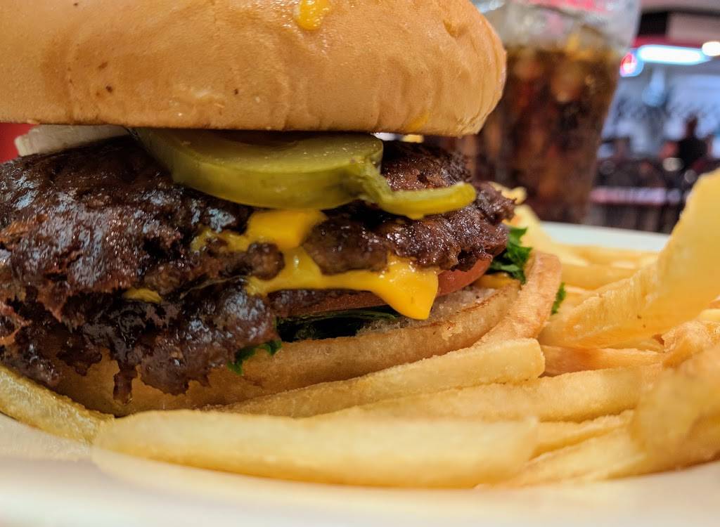 Steak n Shake | restaurant | 1680 Scottsville Rd, Bowling Green, KY 42104, USA | 2707839260 OR +1 270-783-9260