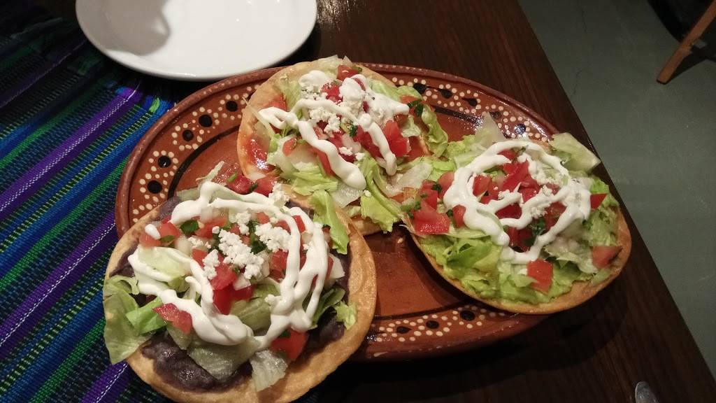 Dos Mariachis | restaurant | 444 Hollandview Trail, Aurora, ON L4G 7Z9, Canada | 9055035530 OR +1 905-503-5530