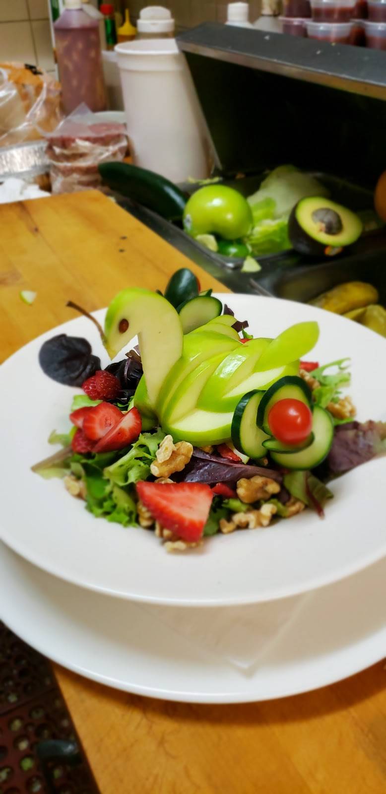 Georges | restaurant | 5701 5th Ave, Brooklyn, NY 11220, USA | 7184391403 OR +1 718-439-1403