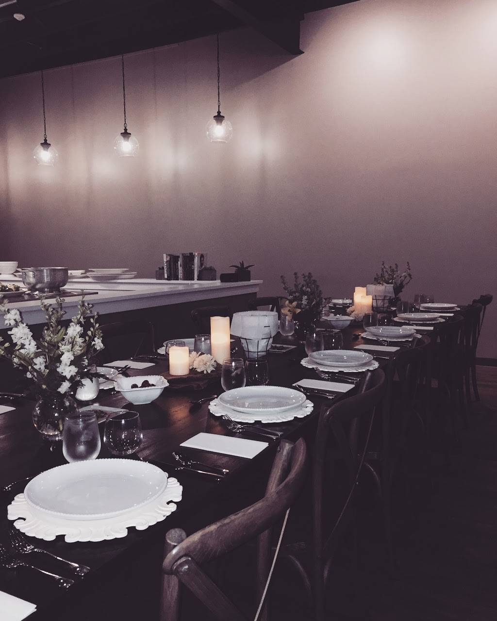 Jules@Market | restaurant | 111 Market St, Bristol, PA 19007, USA | 2154587622 OR +1 215-458-7622