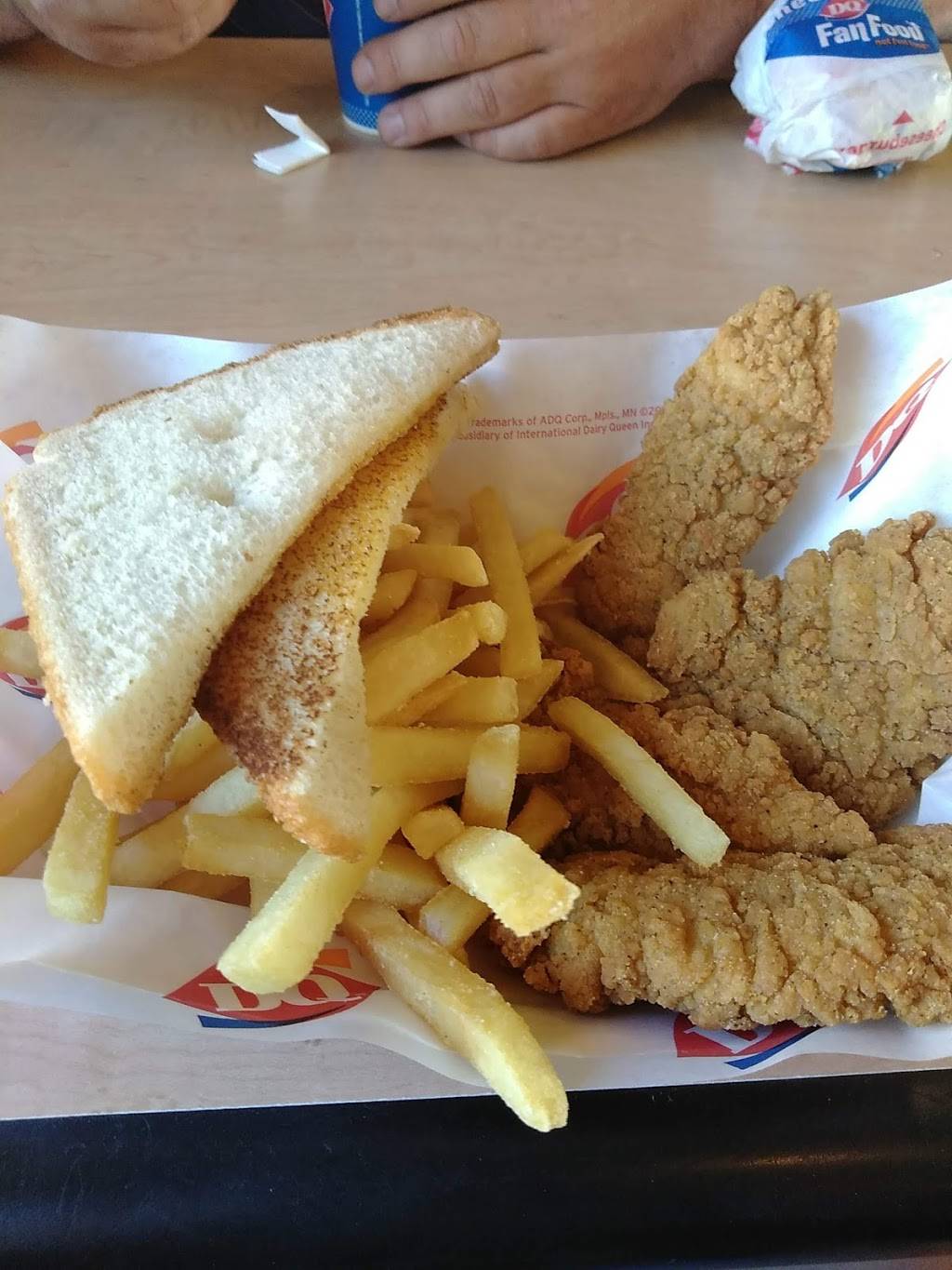 Dairy Queen Grill & Chill | restaurant | 723 W Pike St, Goshen, IN 46526, USA | 5745335114 OR +1 574-533-5114