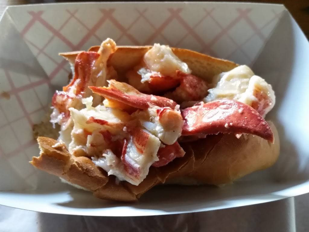 Rocky Sullivans | restaurant | 46 Beard St, Brooklyn, NY 11231, USA | 7182468050 OR +1 718-246-8050