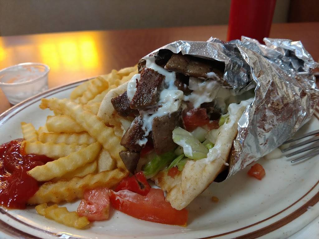 Zeffs Coney Island in Eastern Market | restaurant | 2469 Russell St, Detroit, MI 48207, USA | 3132594705 OR +1 313-259-4705