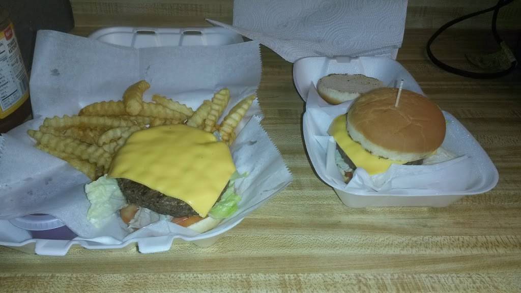 THE DEUCE | restaurant | 100 Spur Dr, Lexington, TN 38351, USA | 7312495220 OR +1 731-249-5220