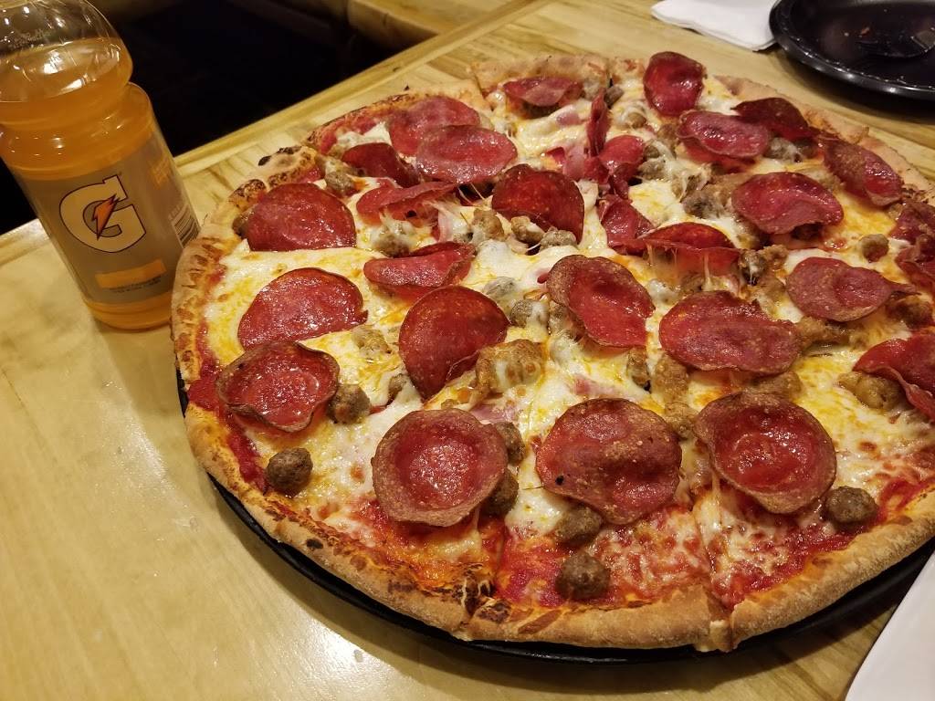 Summit Pizza Co & Ice Cream | restaurant | 80 S Main St, Kamas, UT 84036, USA | 4357834453 OR +1 435-783-4453