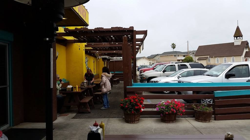 Sylvesters Burgers | meal takeaway | 1875 Front St, Oceano, CA 93445, USA | 8052704434 OR +1 805-270-4434