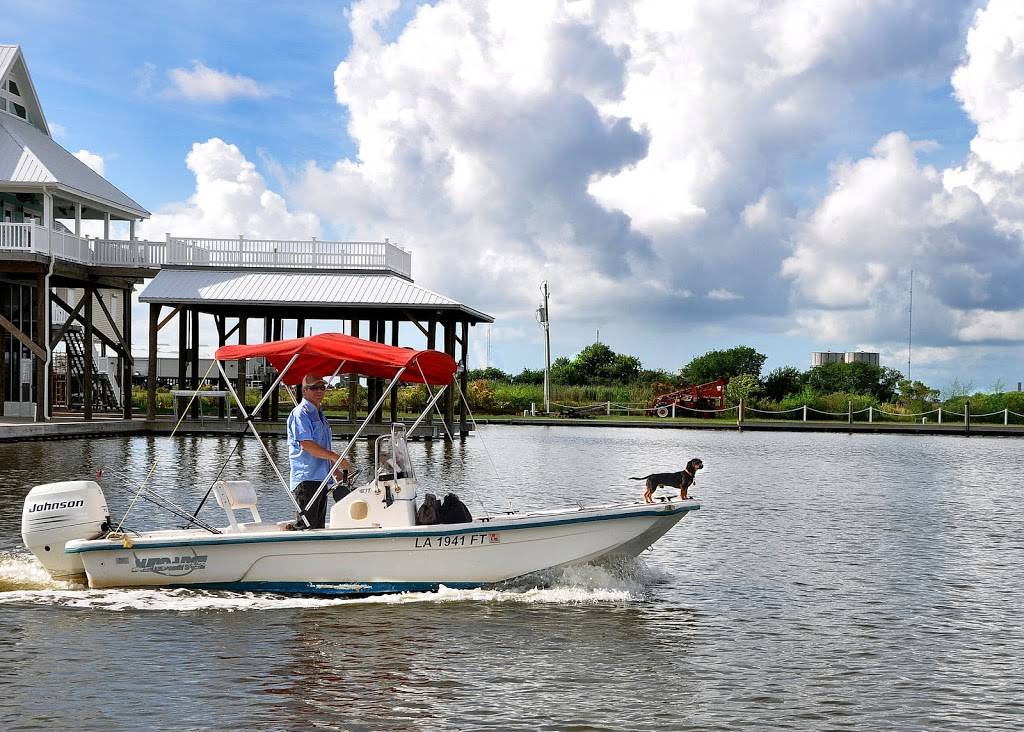 Coco Marina Inc | restaurant | 106 Pier 56 Ct, Chauvin, LA 70344, USA | 9855946626 OR +1 985-594-6626