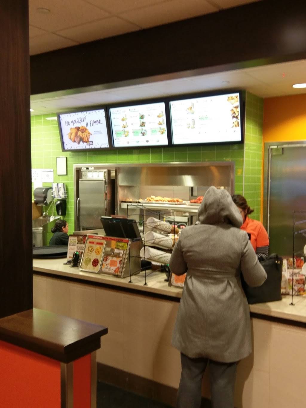 Pollo Campero | meal takeaway | 8662 Colesville Rd, Silver Spring, MD 20910, USA | 3015870292 OR +1 301-587-0292