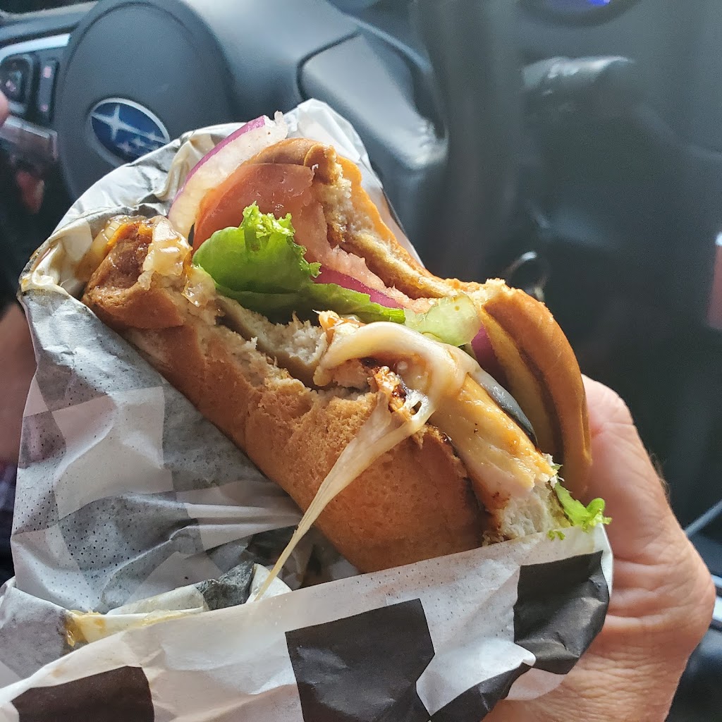 Benellis Burgers | meal takeaway | 80 Calawah Way, Forks, WA 98331, USA | 3603745479 OR +1 360-374-5479