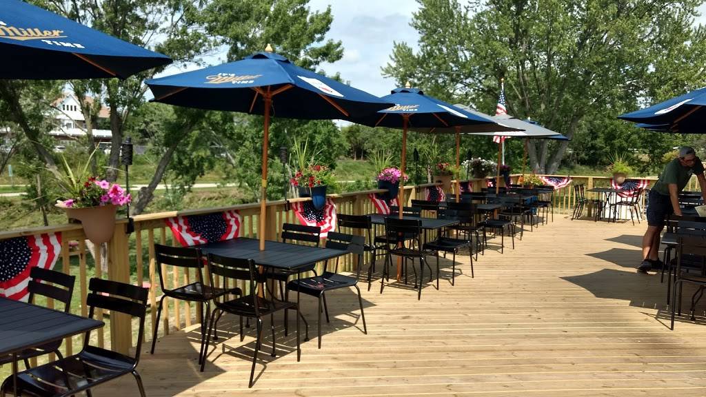 Treehouse Pub & Eatery | restaurant | 2239 Kimberly Rd, Bettendorf, IA 52722, USA | 5633551255 OR +1 563-355-1255