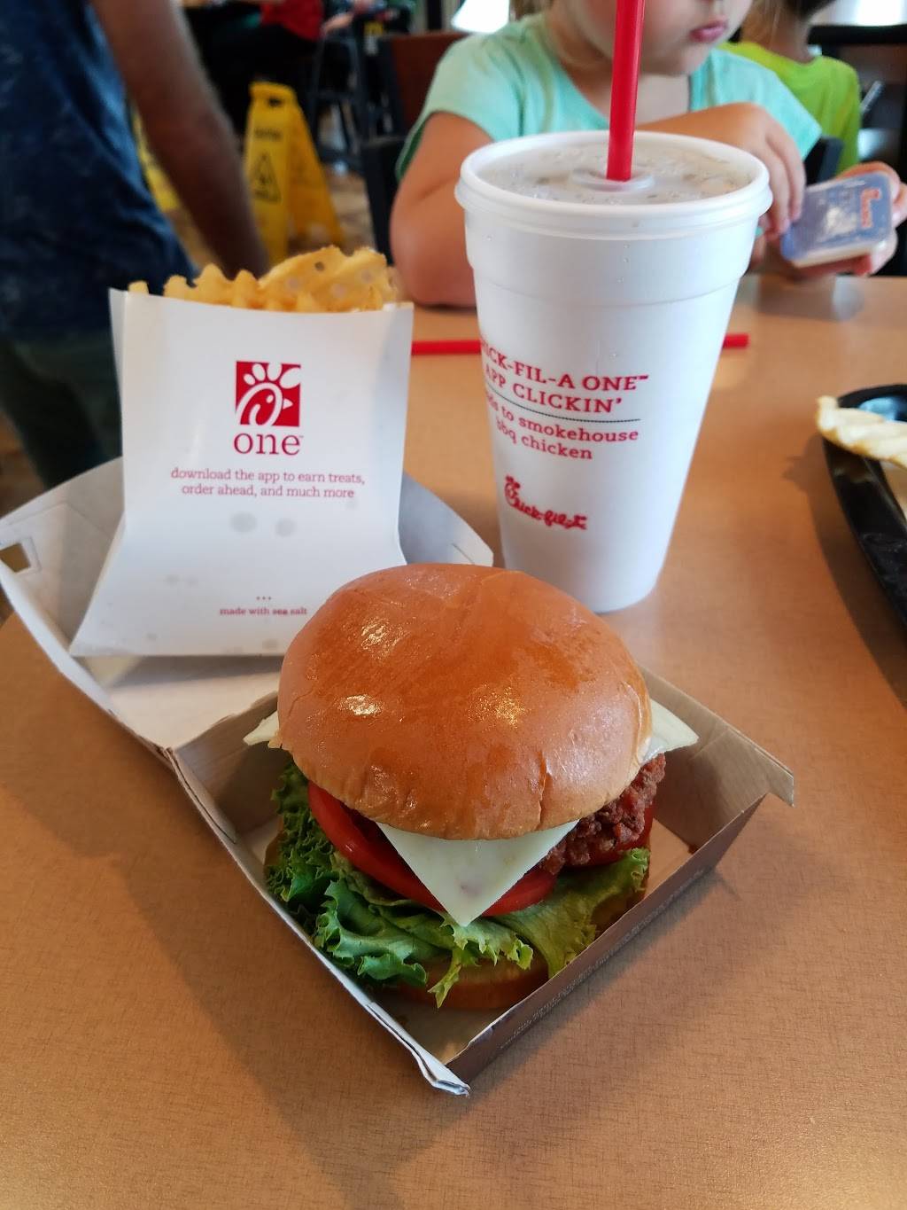 Chick-fil-A | restaurant | 8598 Beechmont Ave, Cincinnati, OH 45255, USA | 5134742445 OR +1 513-474-2445