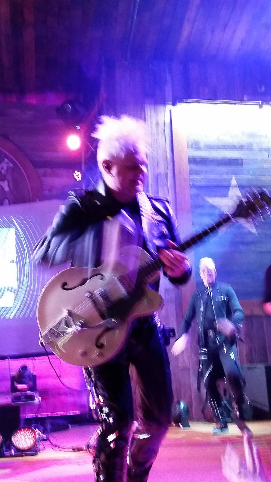 Republic BBQ & RCC | restaurant | 11110 W Airport Blvd, Stafford, TX 77477, USA | 7139991000 OR +1 713-999-1000