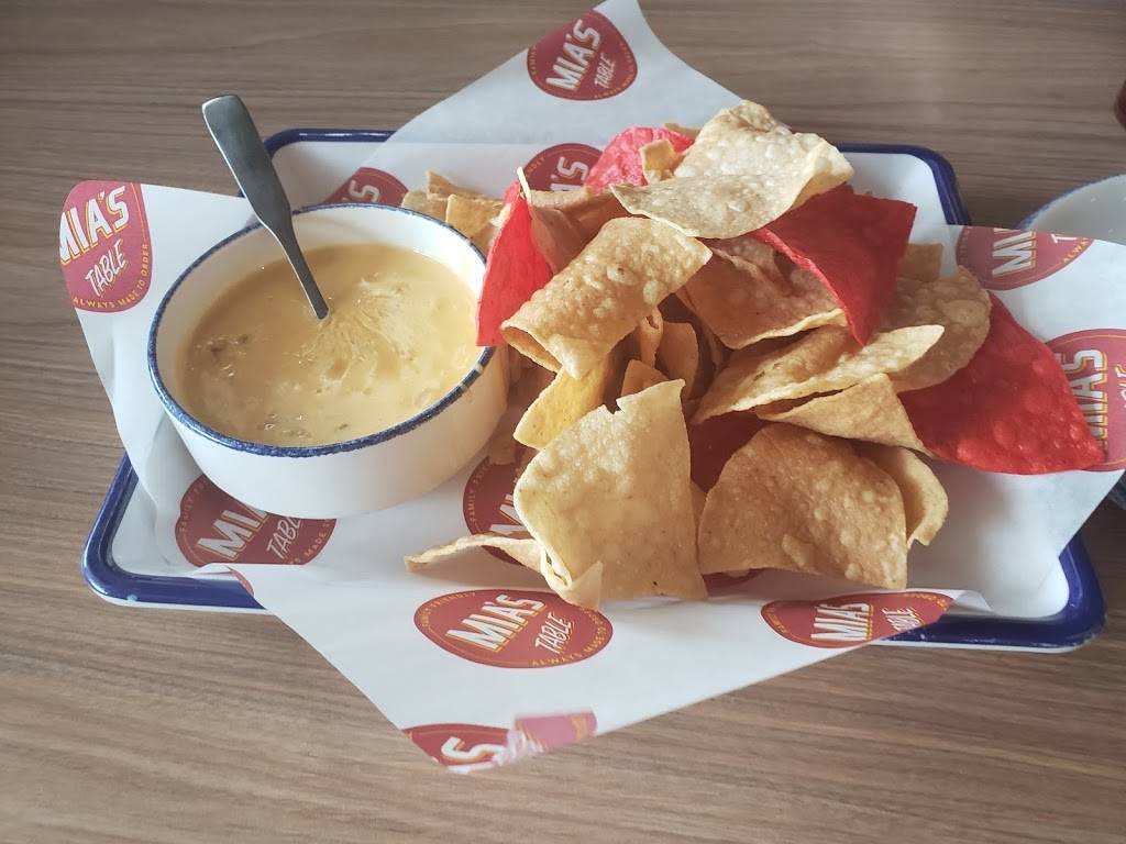 Mias Table - Katy | restaurant | 23235 Kingsplace Dr, Katy, TX 77494, USA | 2817121500 OR +1 281-712-1500
