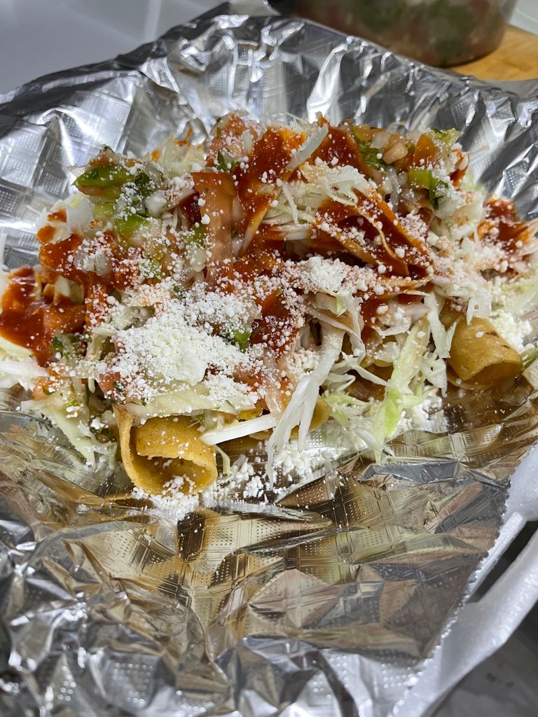 Melinas Café | restaurant | 1126 E Donegan Ave, Kissimmee, FL 34744, USA | 4078463255 OR +1 407-846-3255